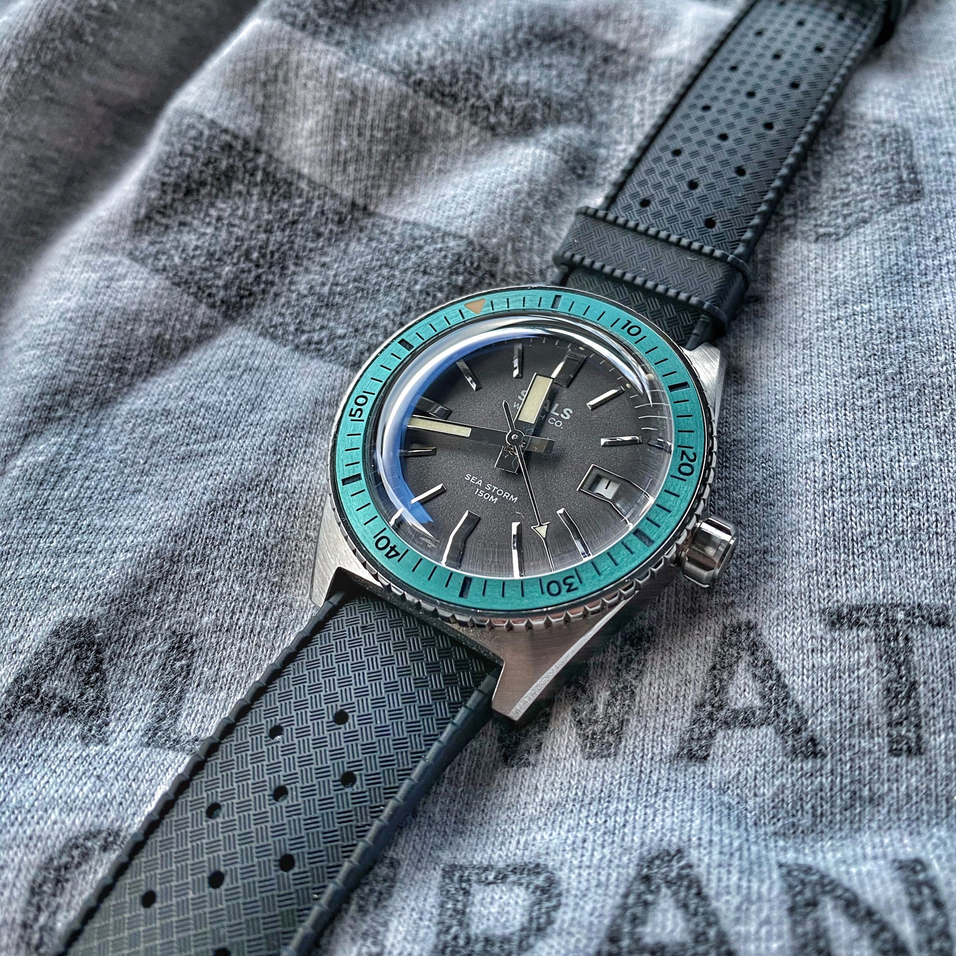 "Sea Storm" Dive Watch - Limited Run Skin Diver - With Date - Seals Watch Co
