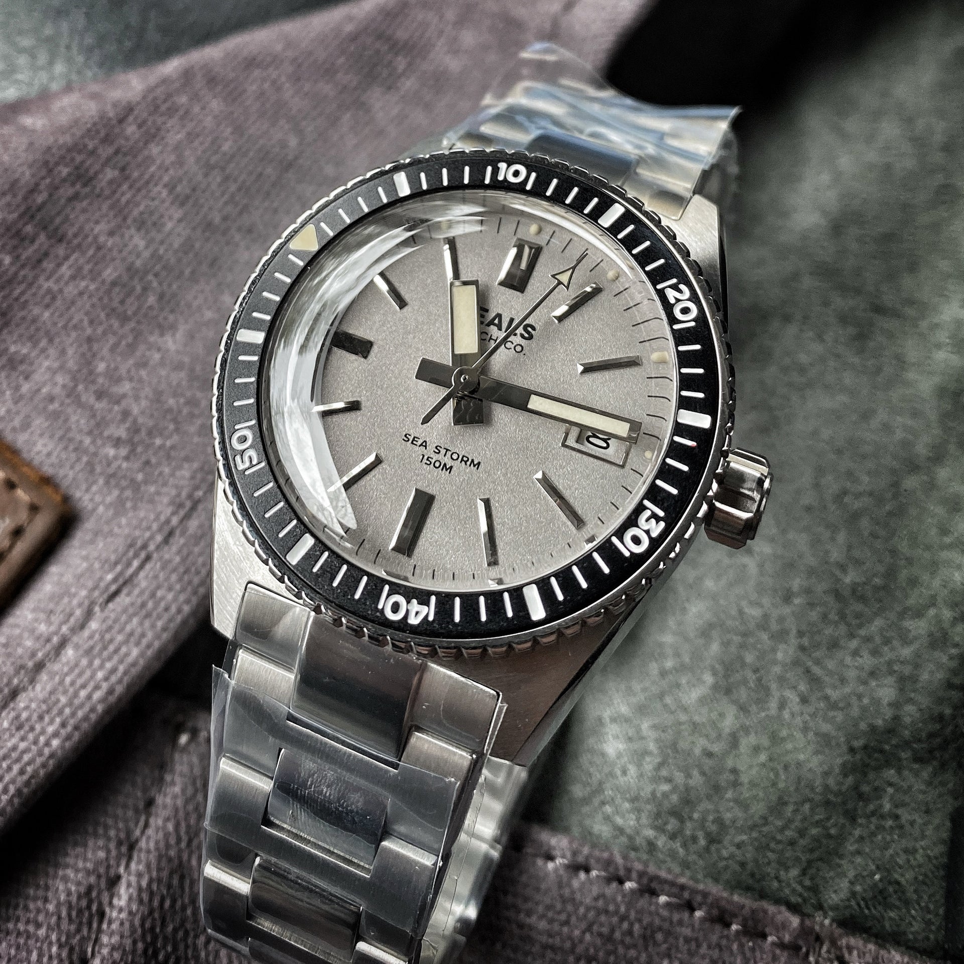 "Sea Storm" Dive Watch - Limited Run Skin Diver - No Date Reveal - Seals Watch Co