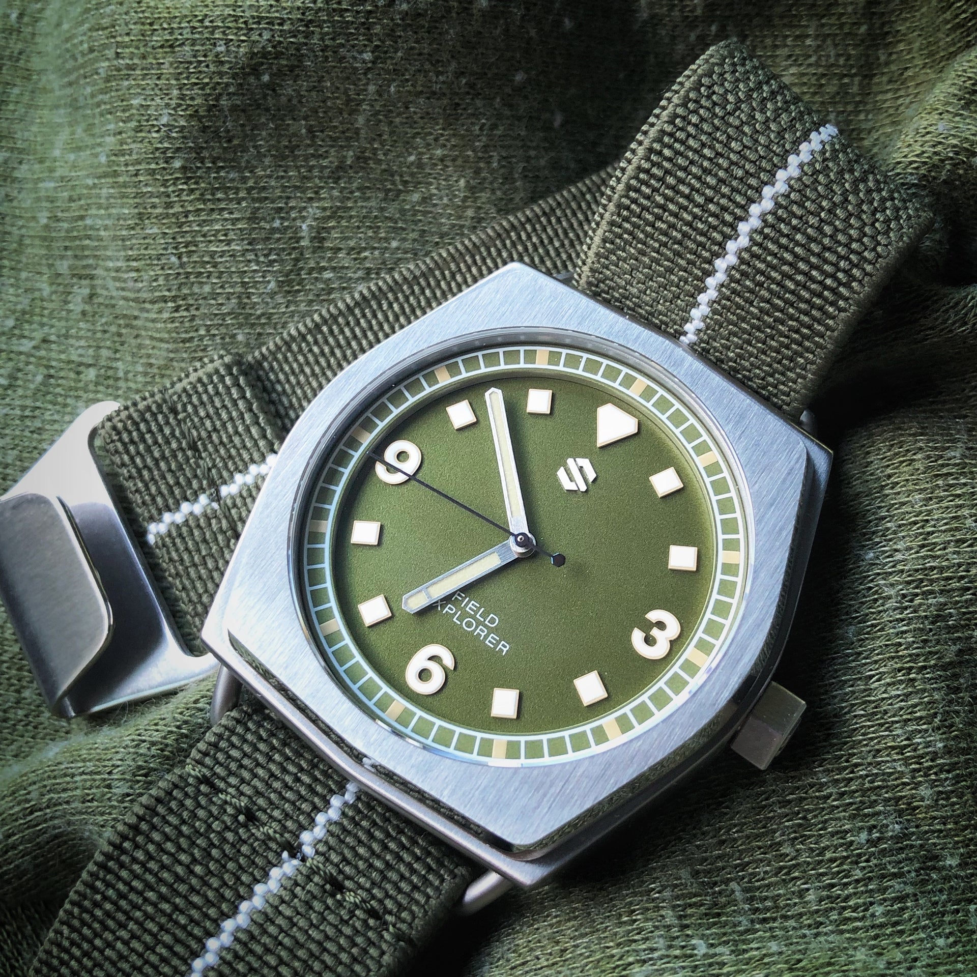 Model C Field Explorer | American Field Watch, Automatic - Seals Watch Co